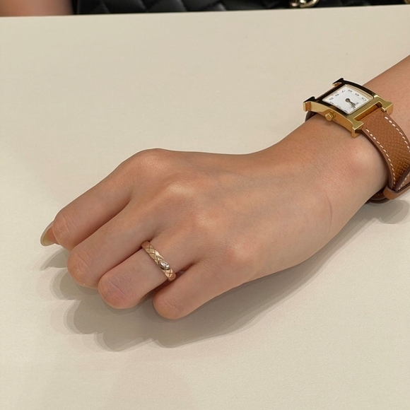 CHANEL Coco Crush Ring – Mini Size (Beige Gold) - Picture 3 of 3